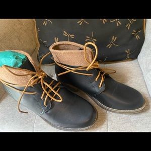 French blu brand new black and brown boots